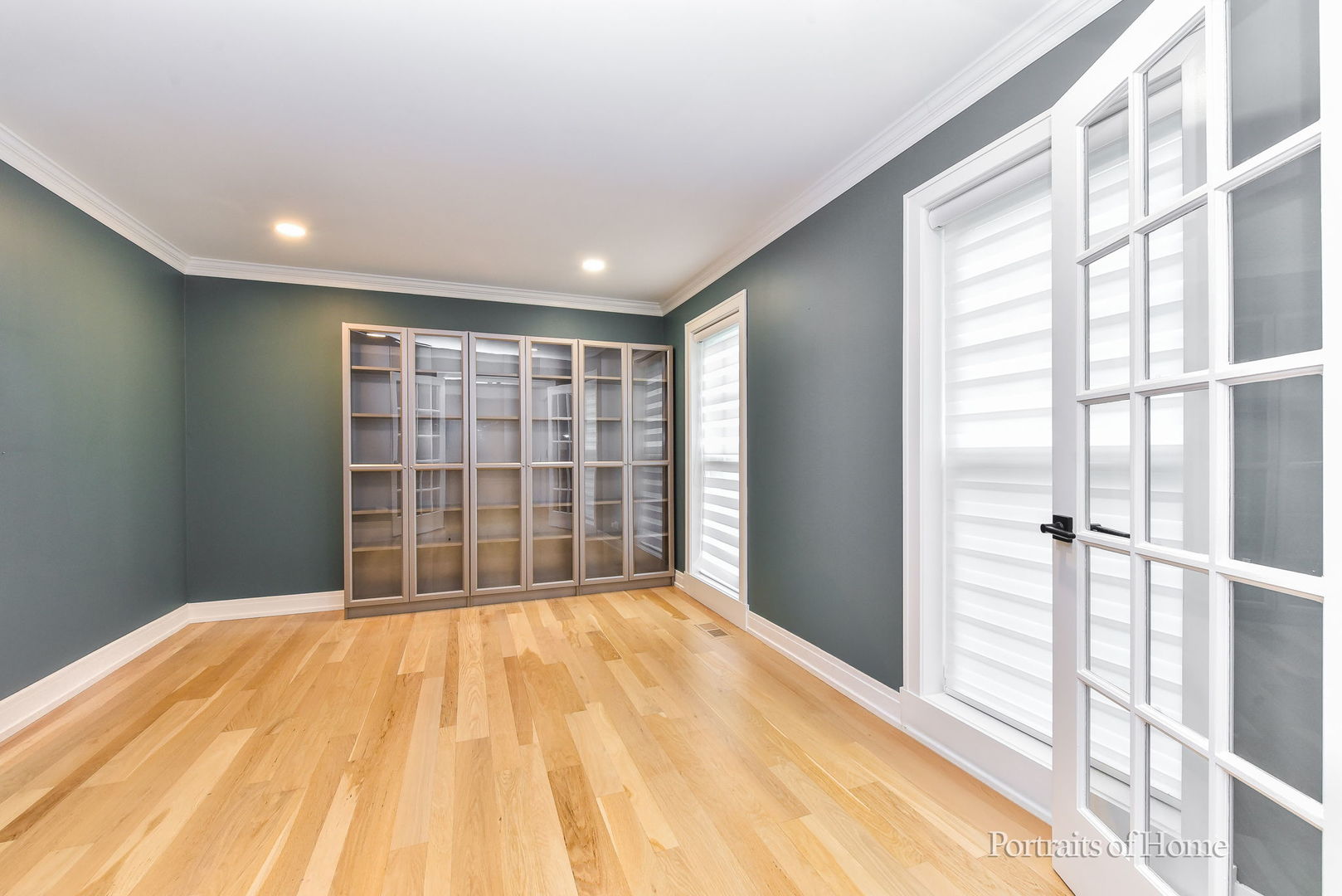 631 S Whispering Hills Drive