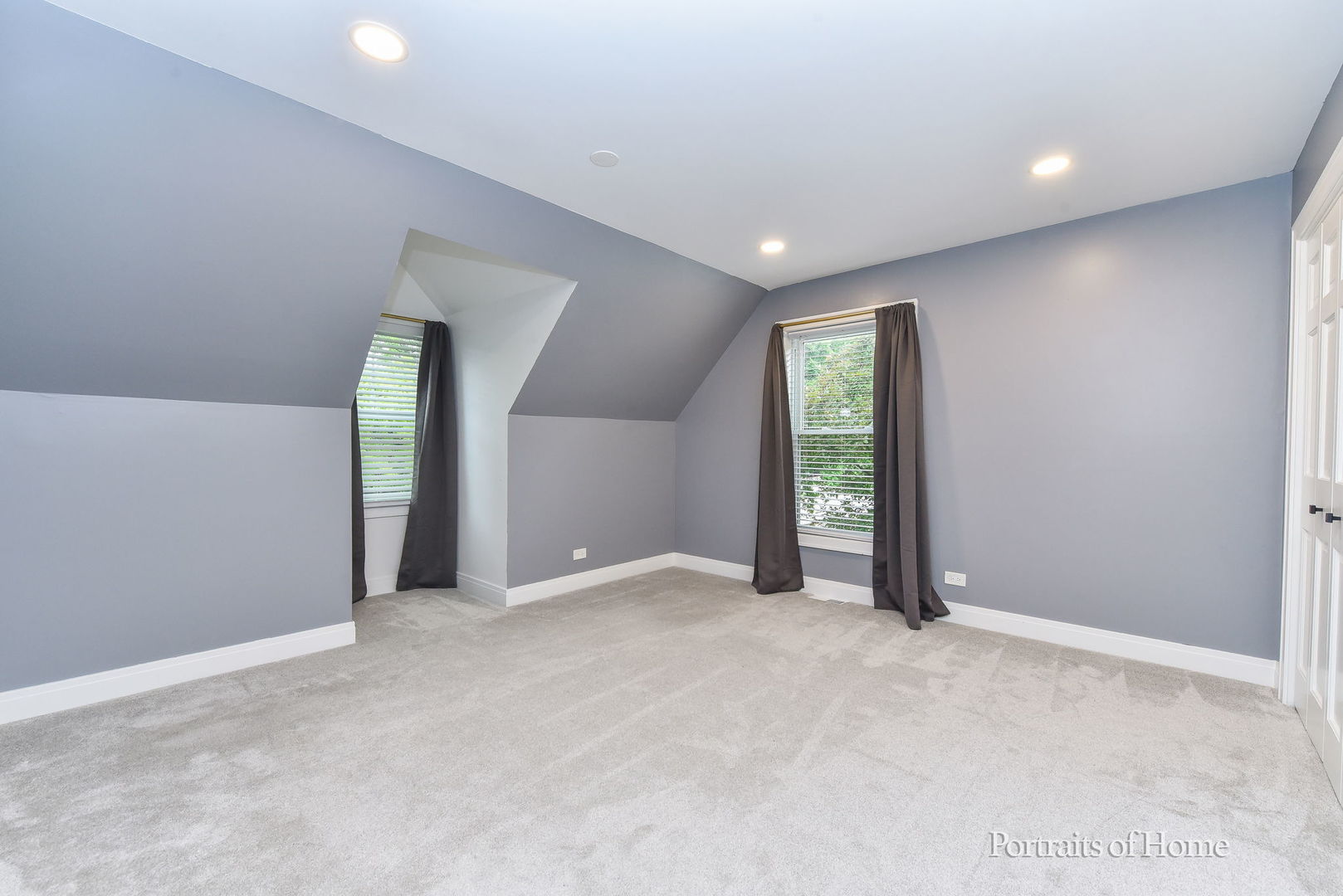 631 S Whispering Hills Drive