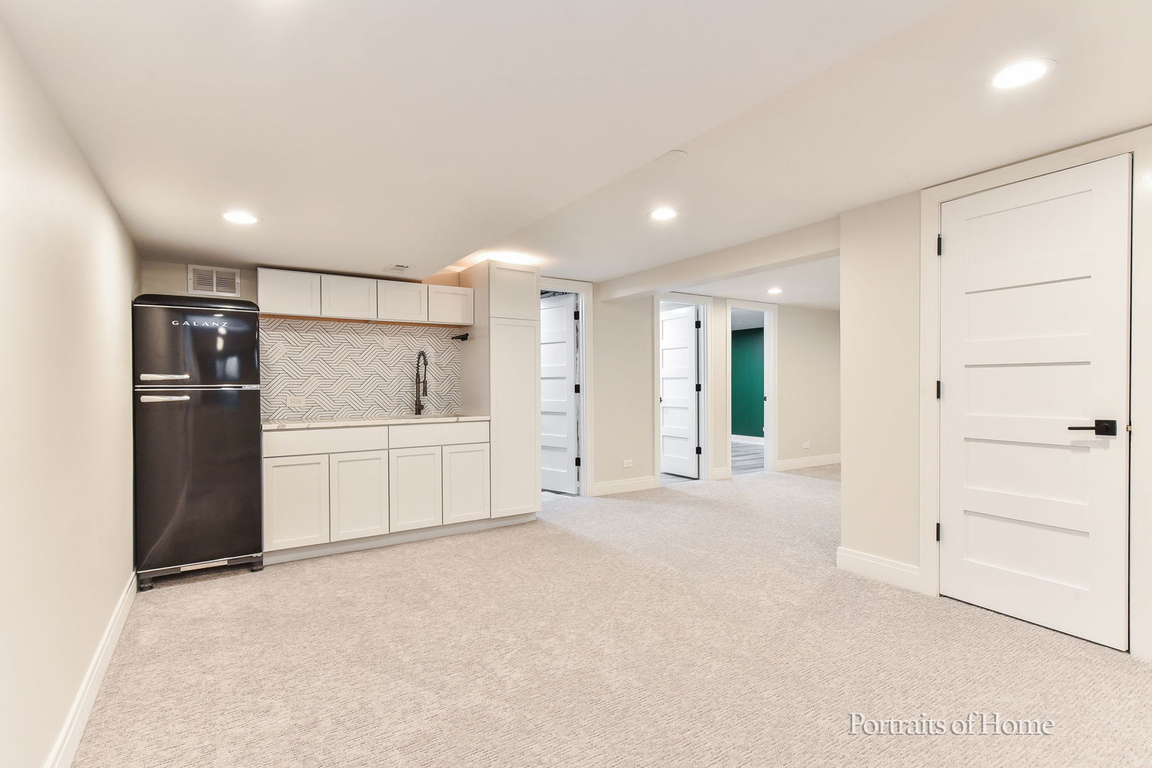 631 S Whispering Hills Drive