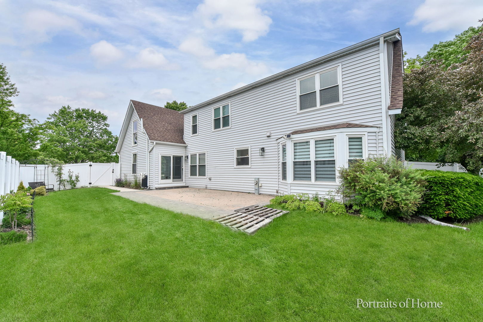 631 S Whispering Hills Drive