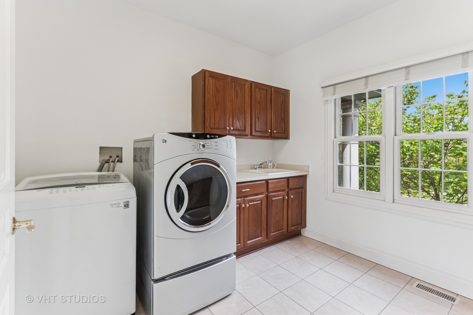 39W445 S Mathewson Lane