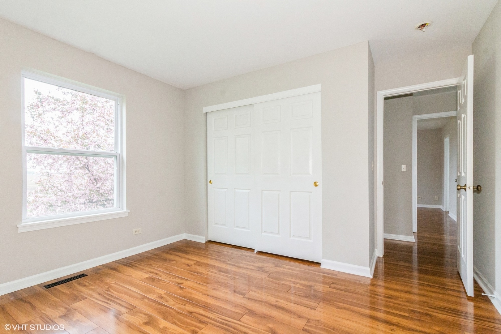 913 Village Court Unit: 913