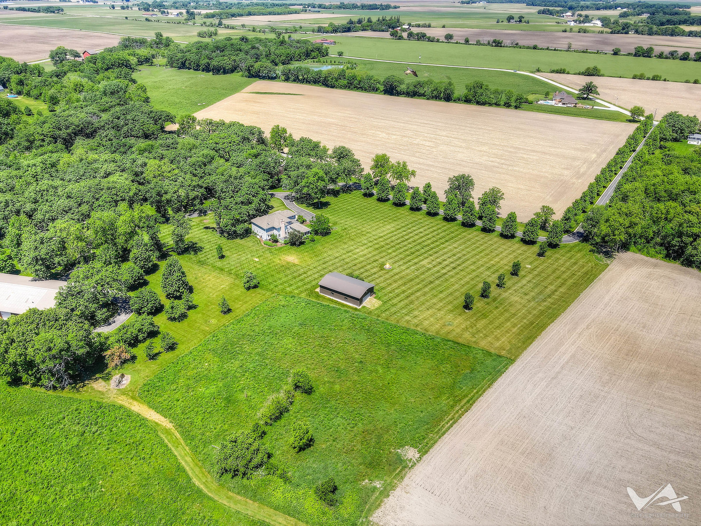 49W695 HINCKLEY Road