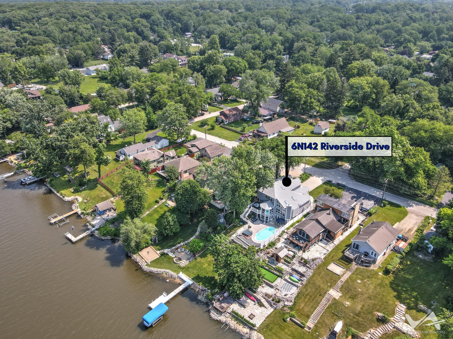 6N142 Riverside Drive