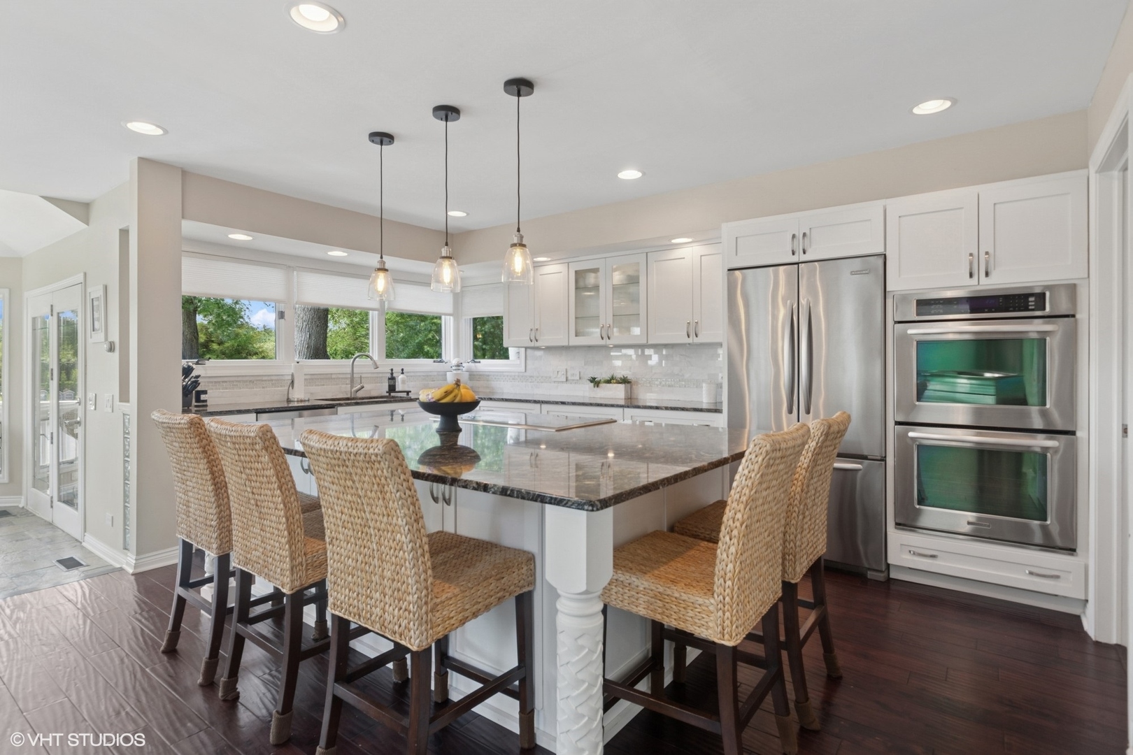 6N142 Riverside Drive