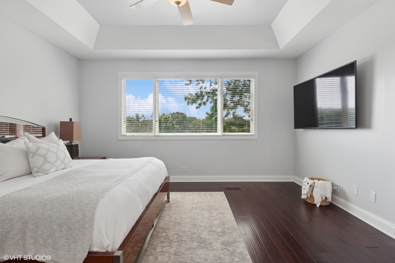 6N142 Riverside Drive