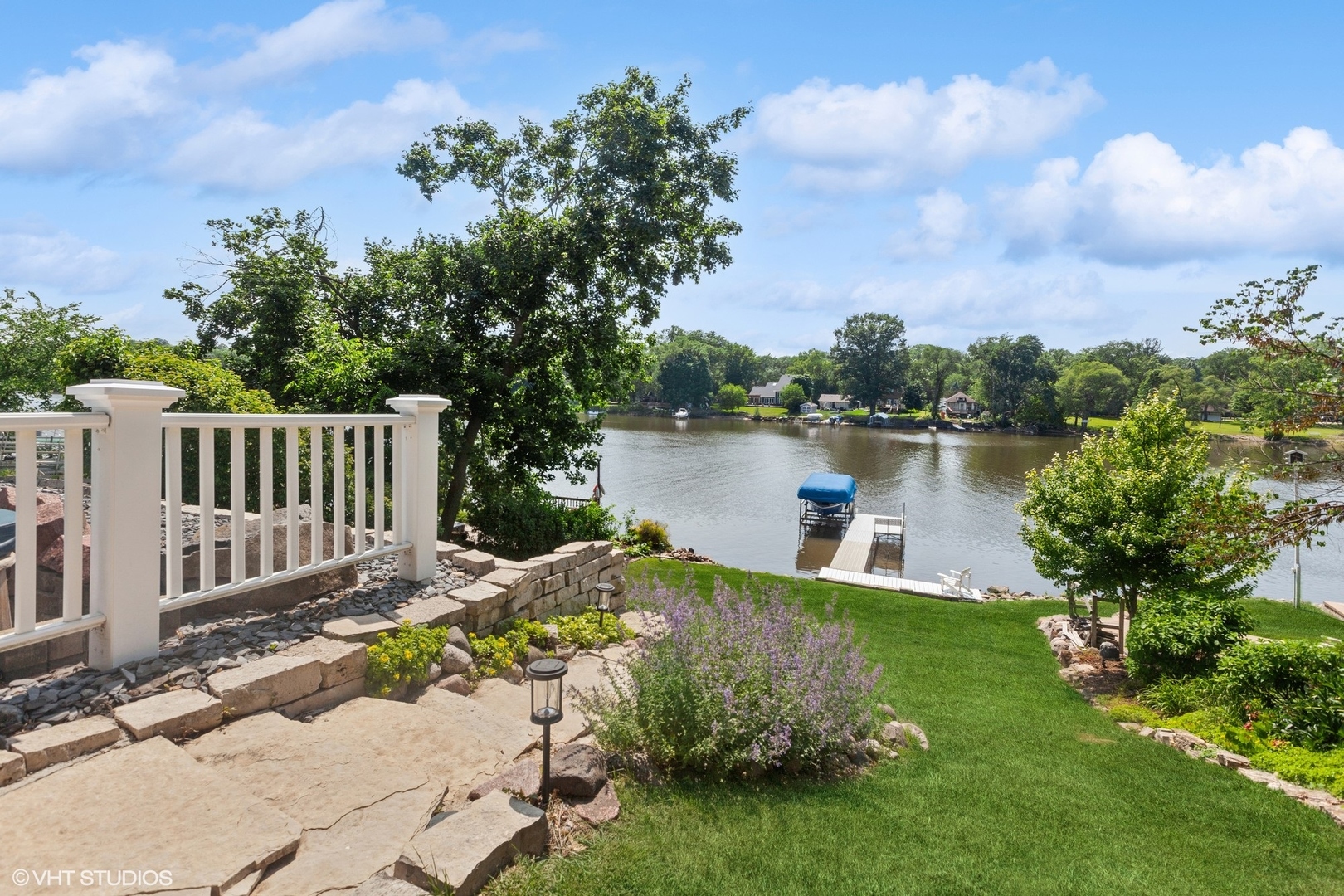 6N142 Riverside Drive