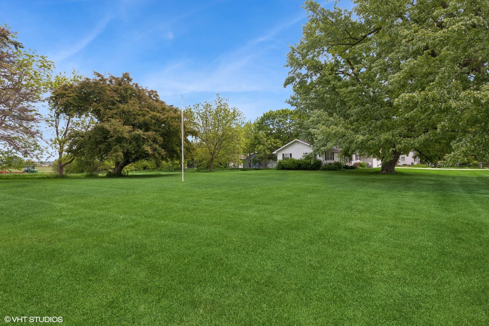 43W888 Hughes Road
