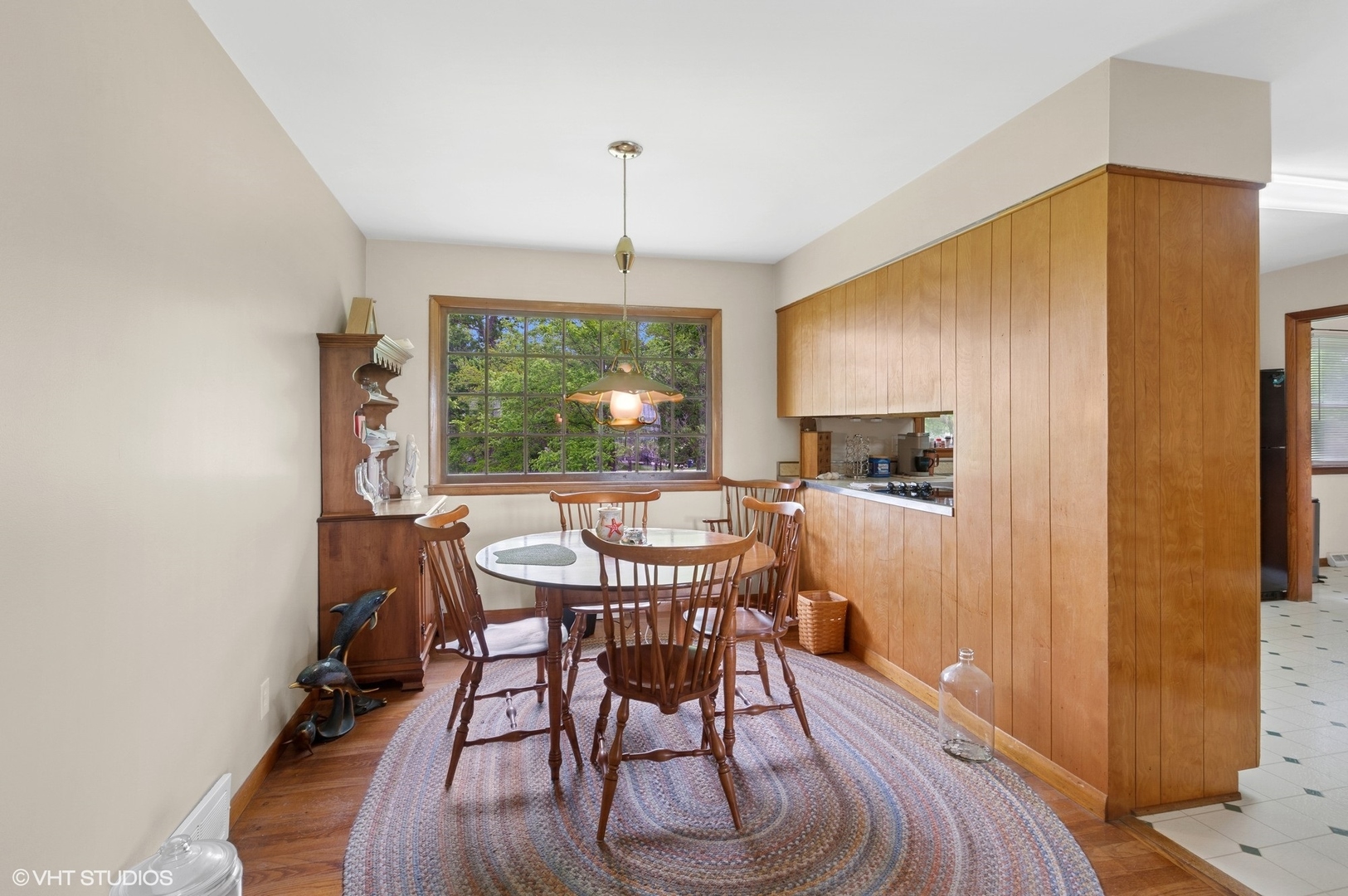43W888 Hughes Road