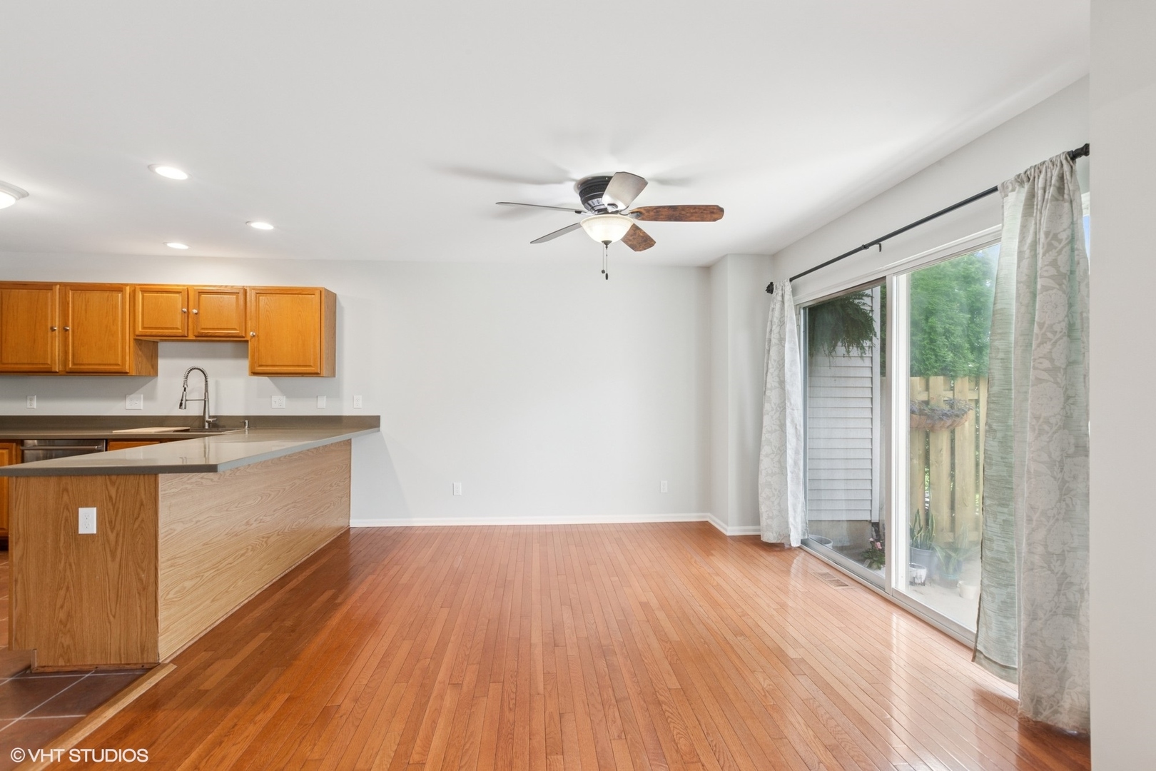 855 Shepherd Lane Unit: 855