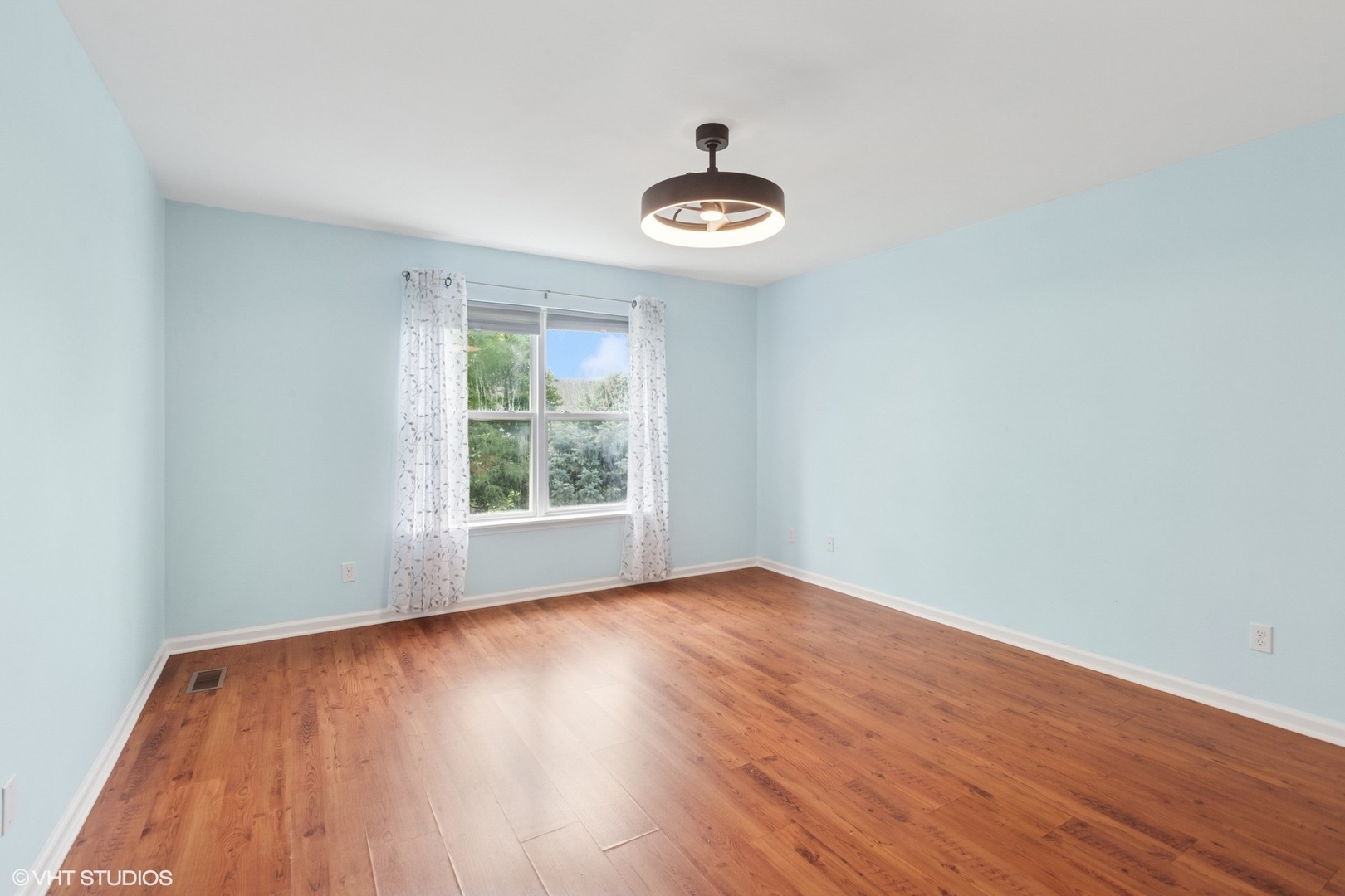 855 Shepherd Lane Unit: 855