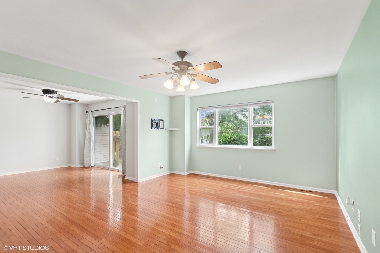 855 Shepherd Lane Unit: 855