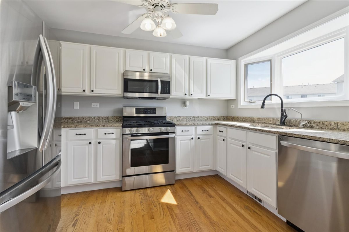 407 E Willow Street Unit: 407