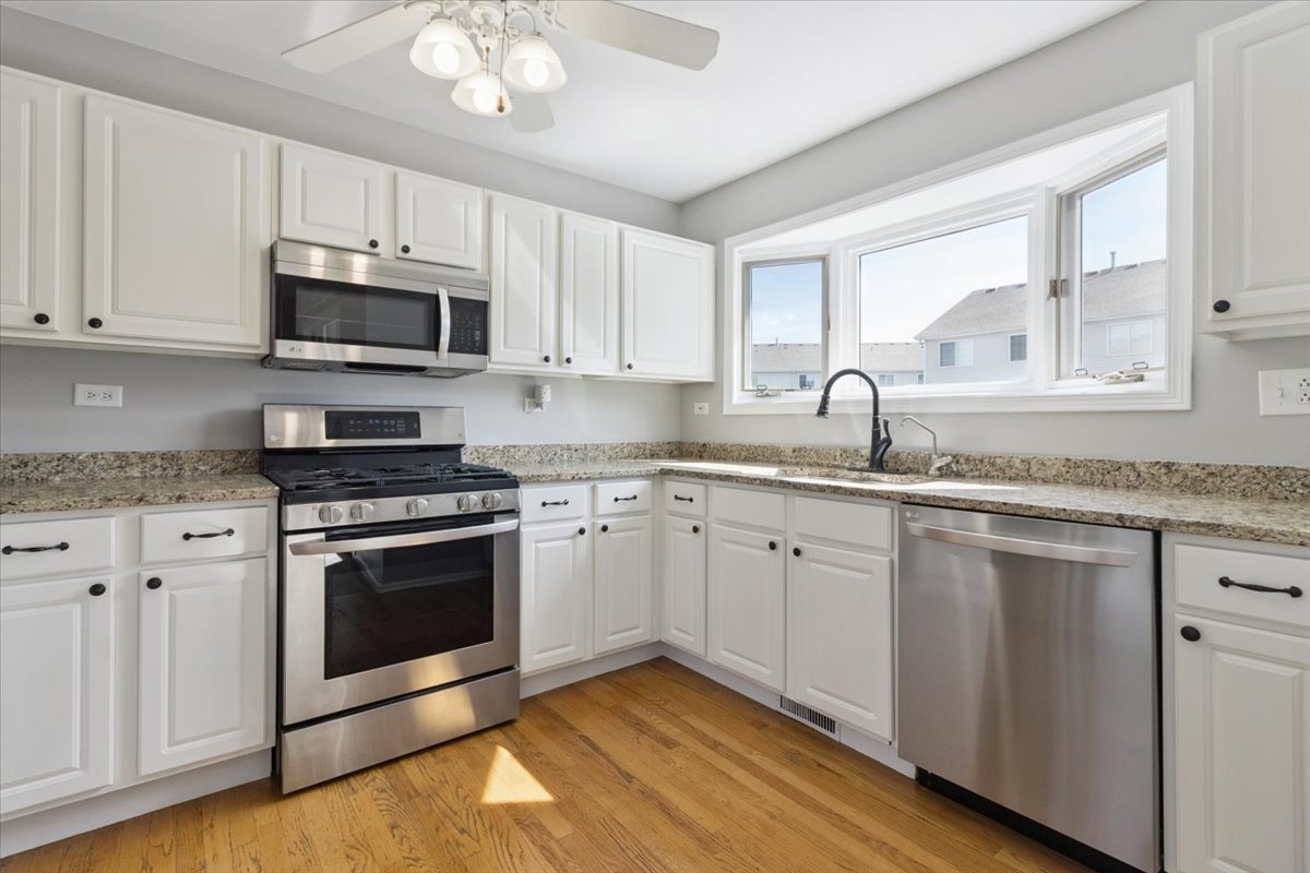 407 E Willow Street Unit: 407