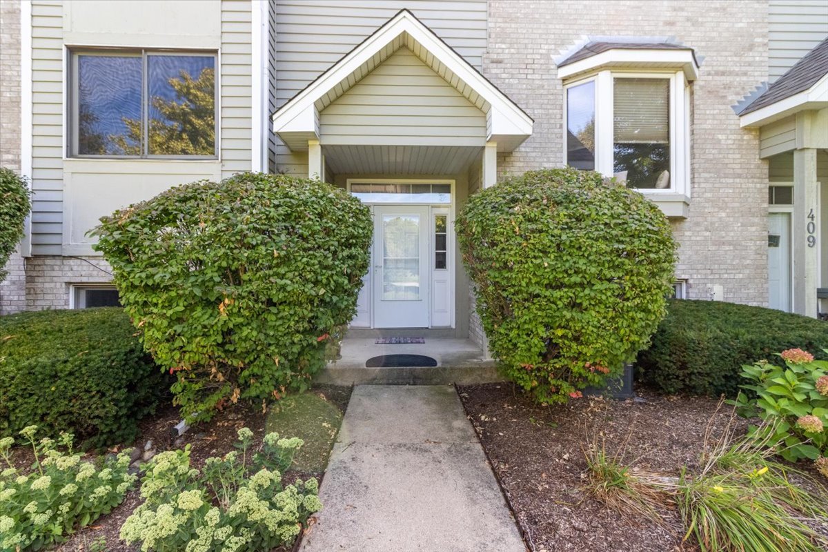 407 E Willow Street Unit: 407