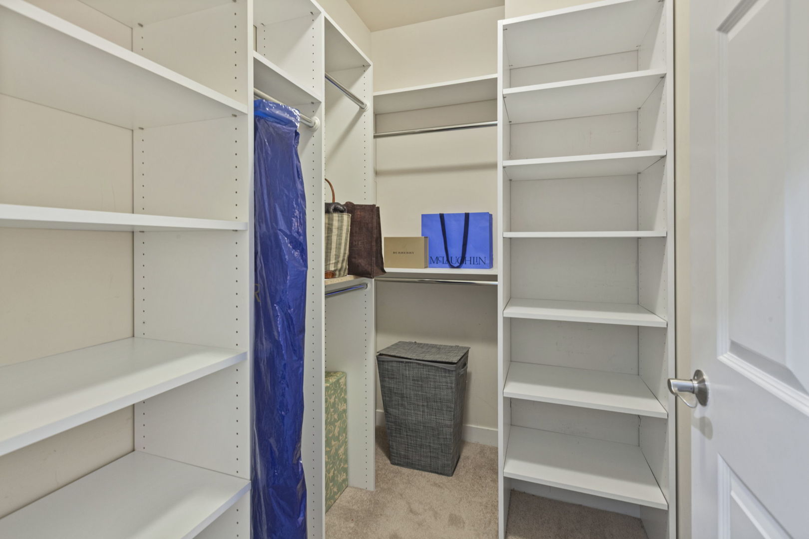 2676 Stone Circle Unit: 207