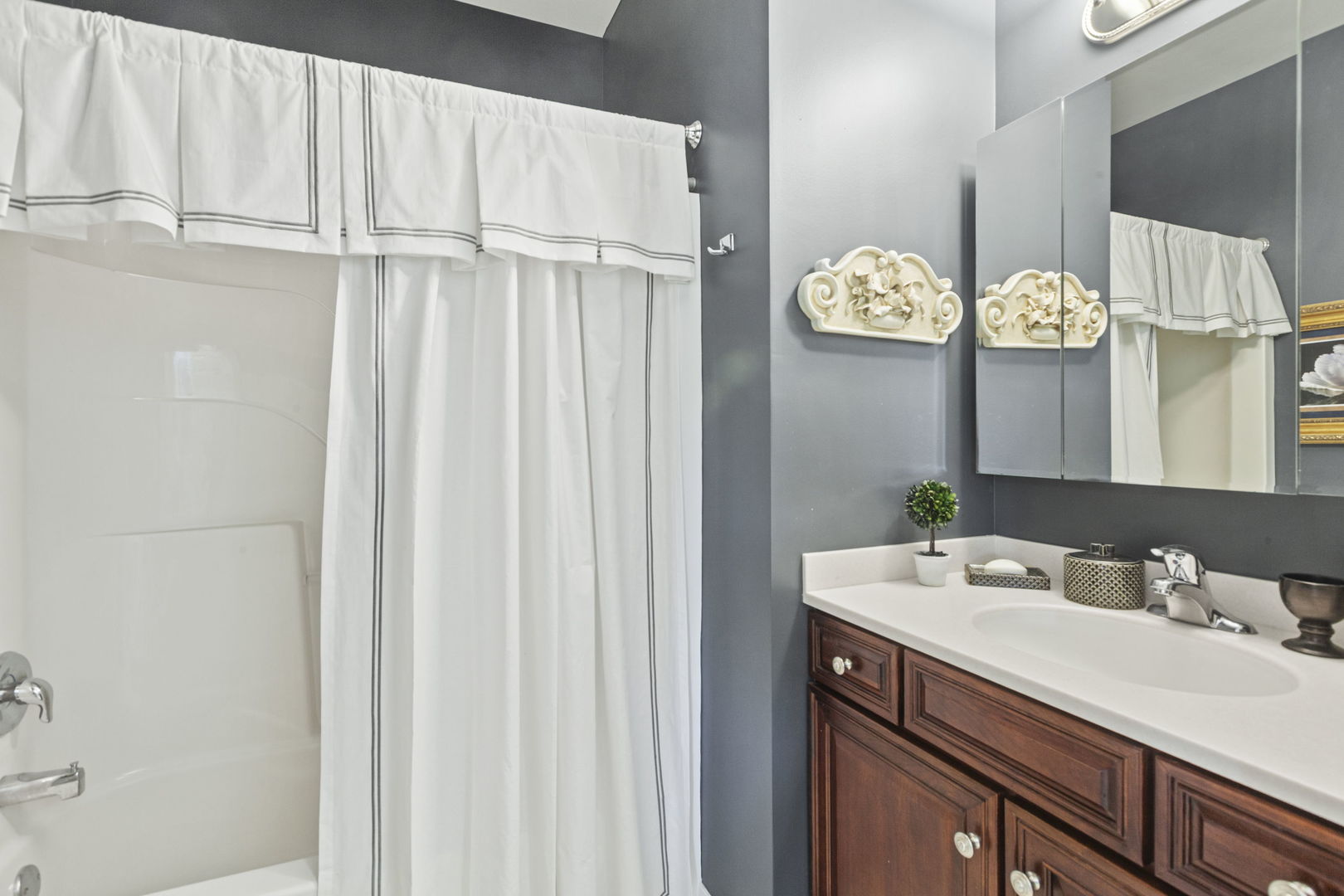 2676 Stone Circle Unit: 207