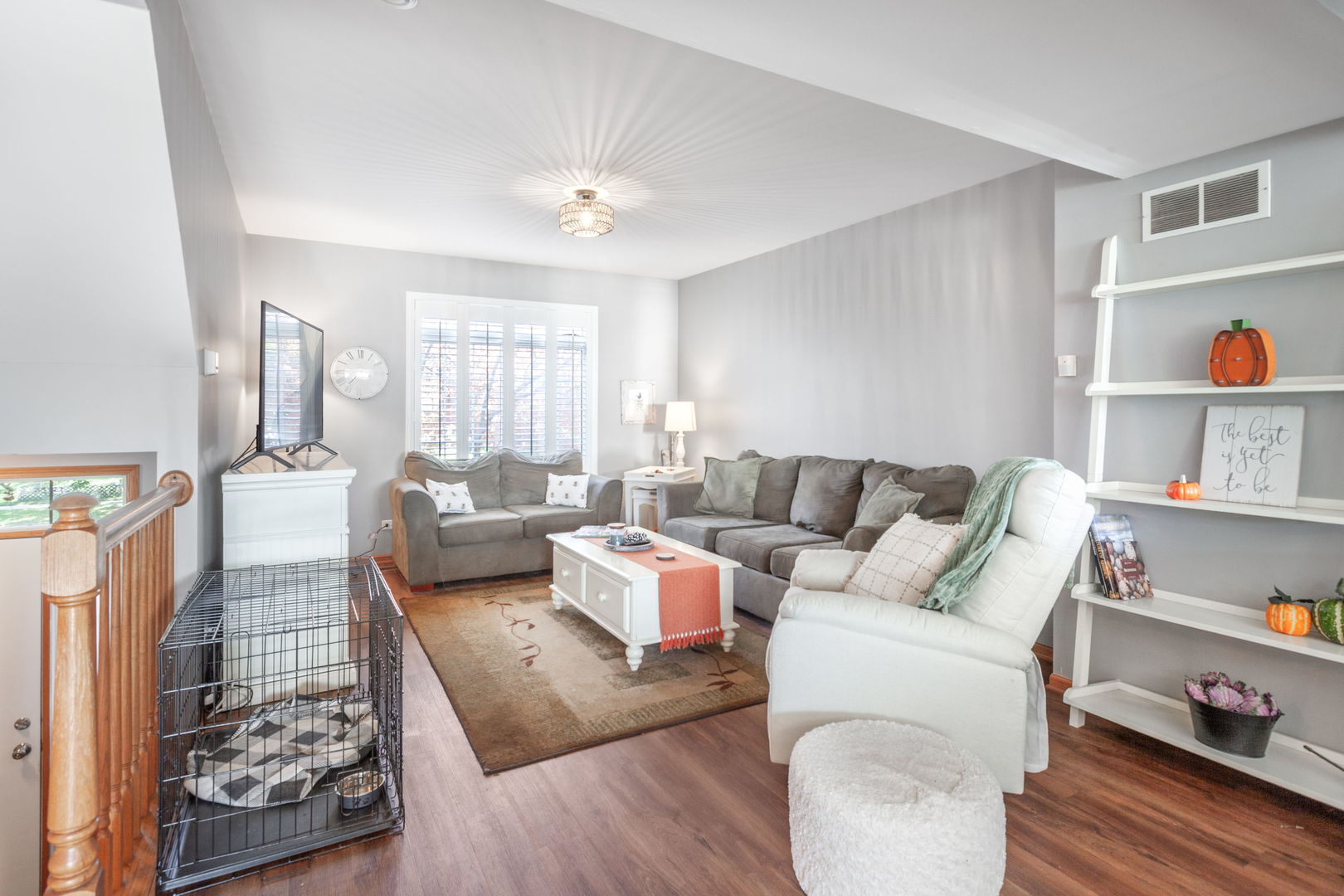 437 E Willow Street Unit: 437