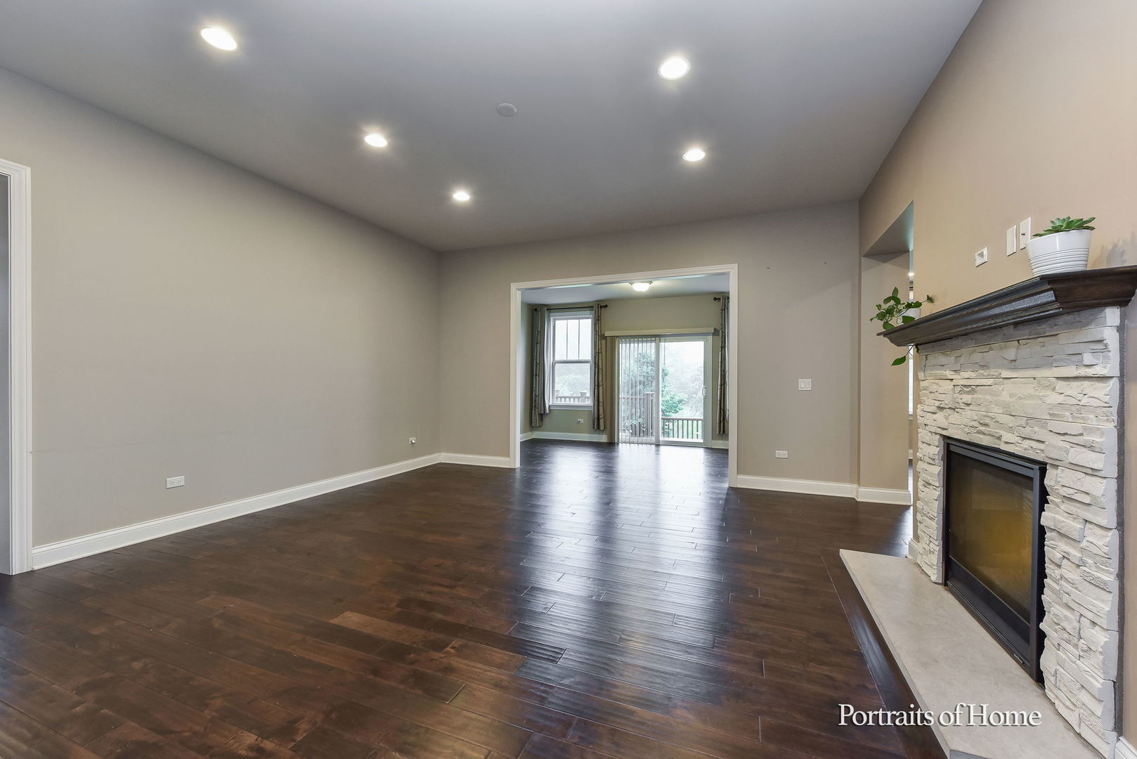 3907 Nannyberry Street