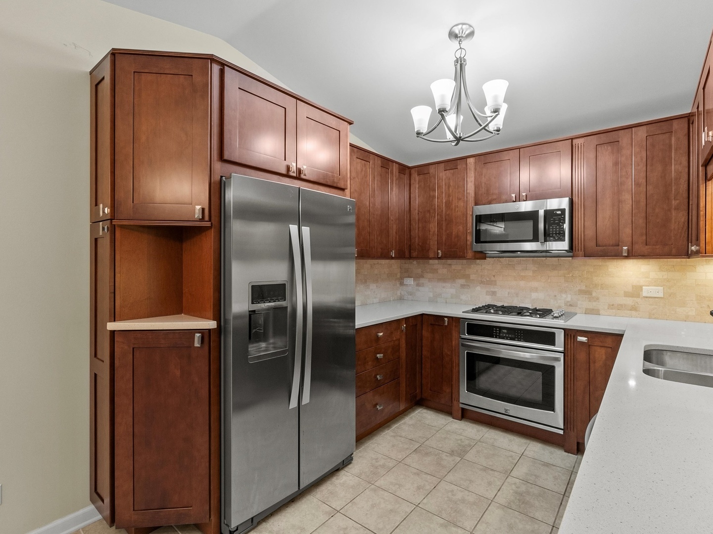 1106 Stratford Court Unit: C
