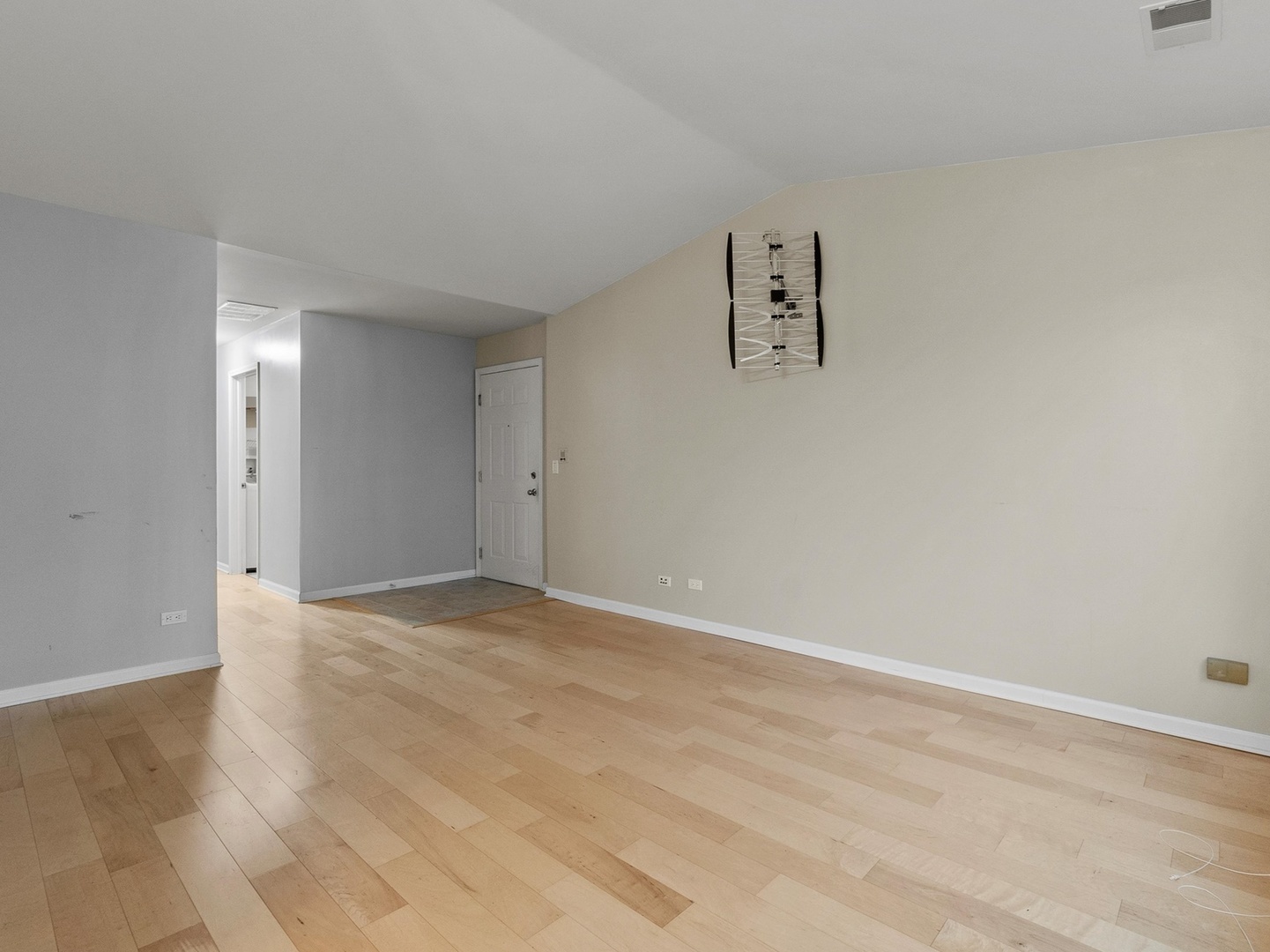 1106 Stratford Court Unit: C