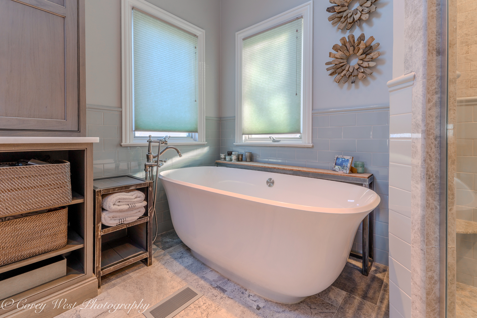 39W245 Pauley Square