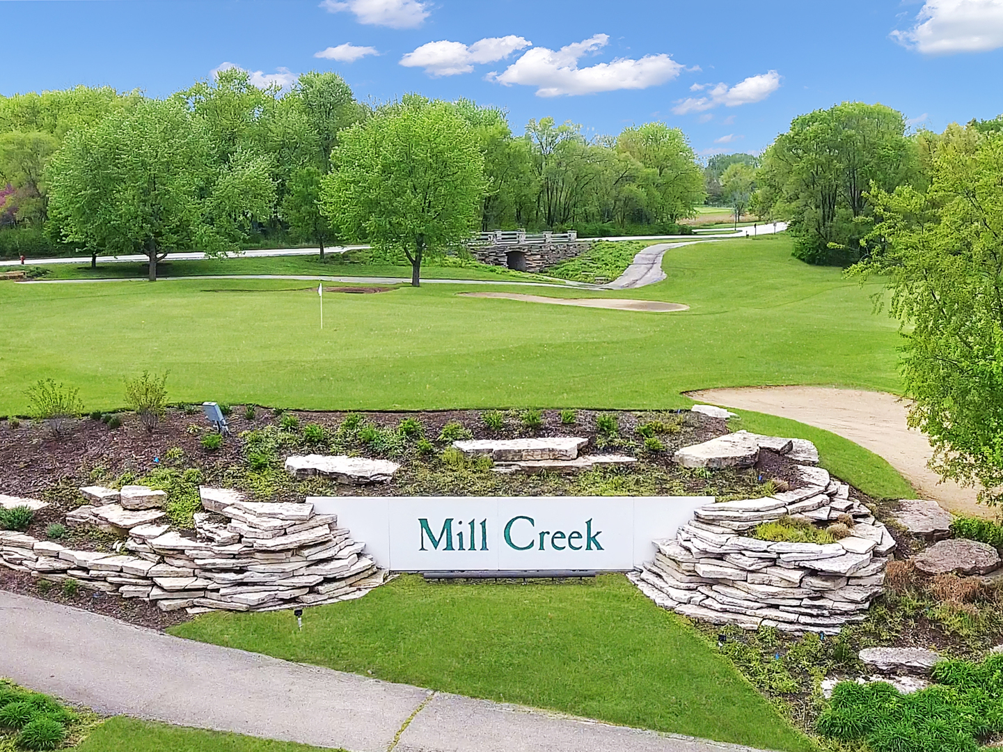 39W245 Pauley Square