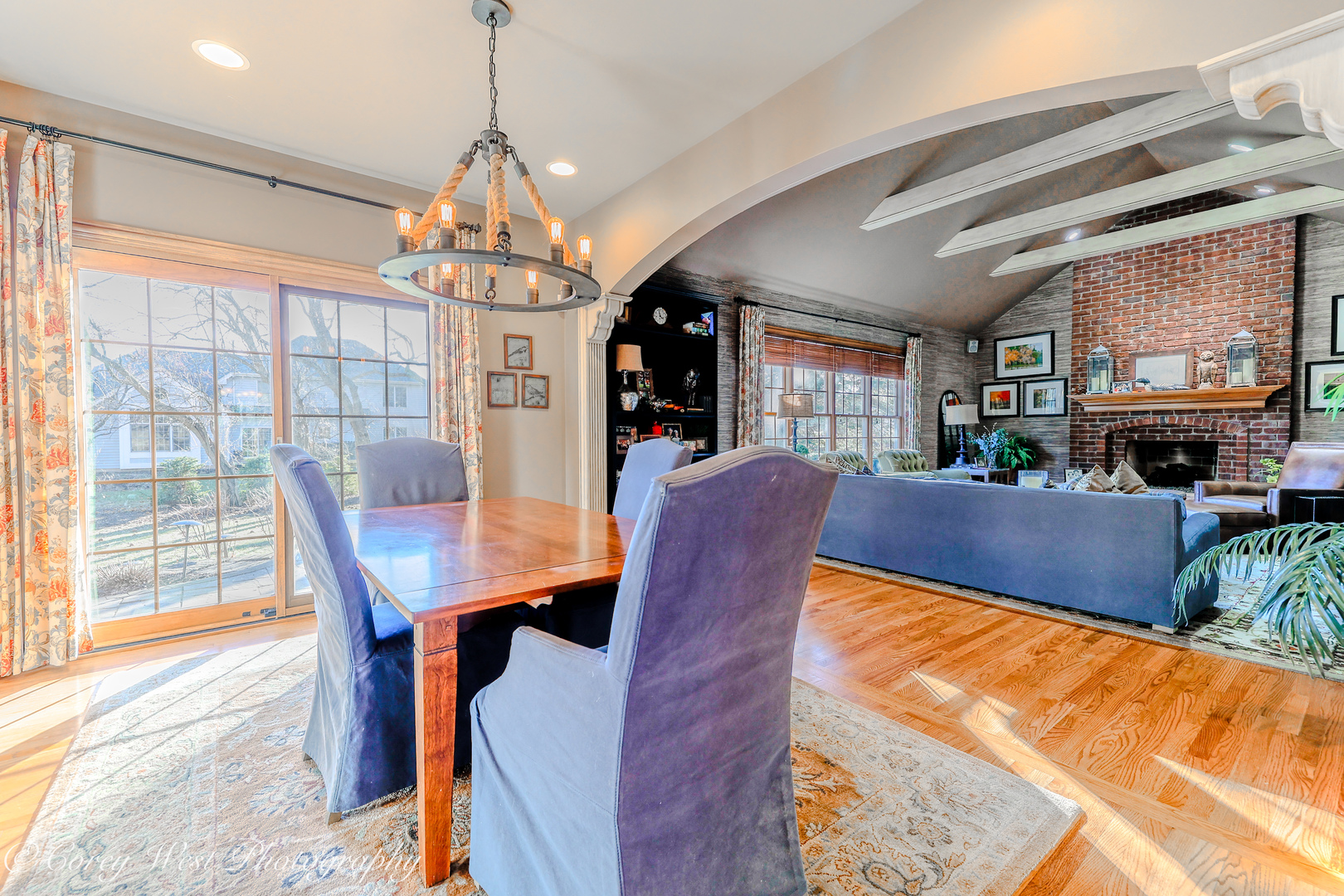 39W245 Pauley Square