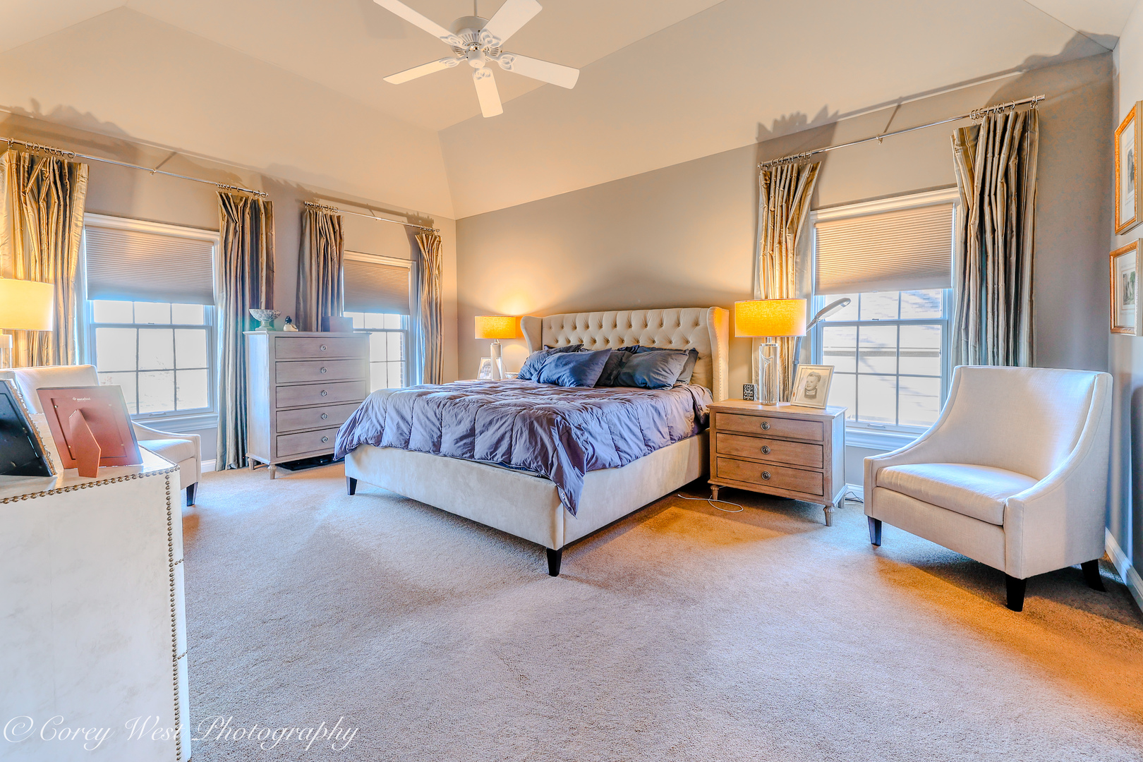 39W245 Pauley Square