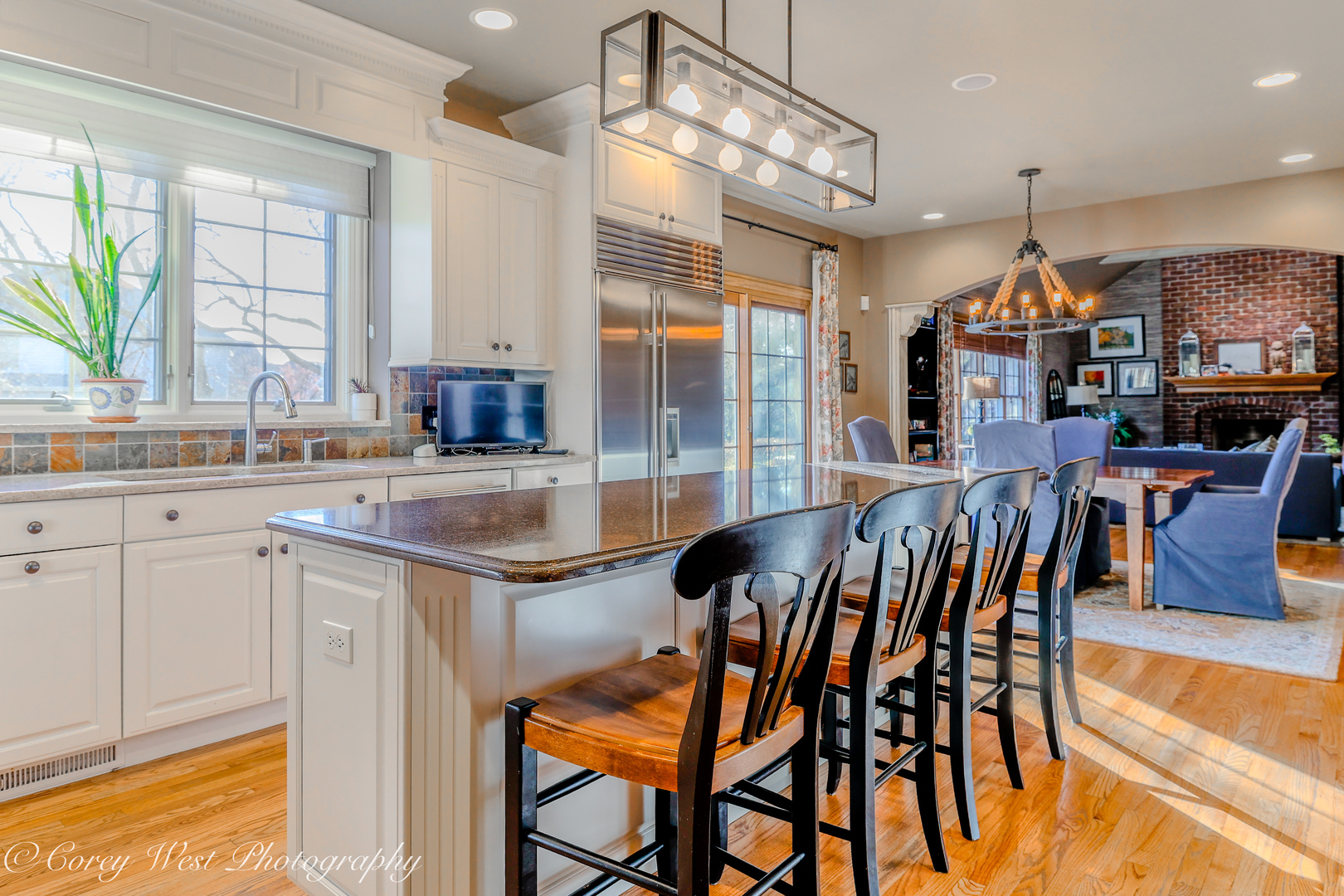 39W245 Pauley Square