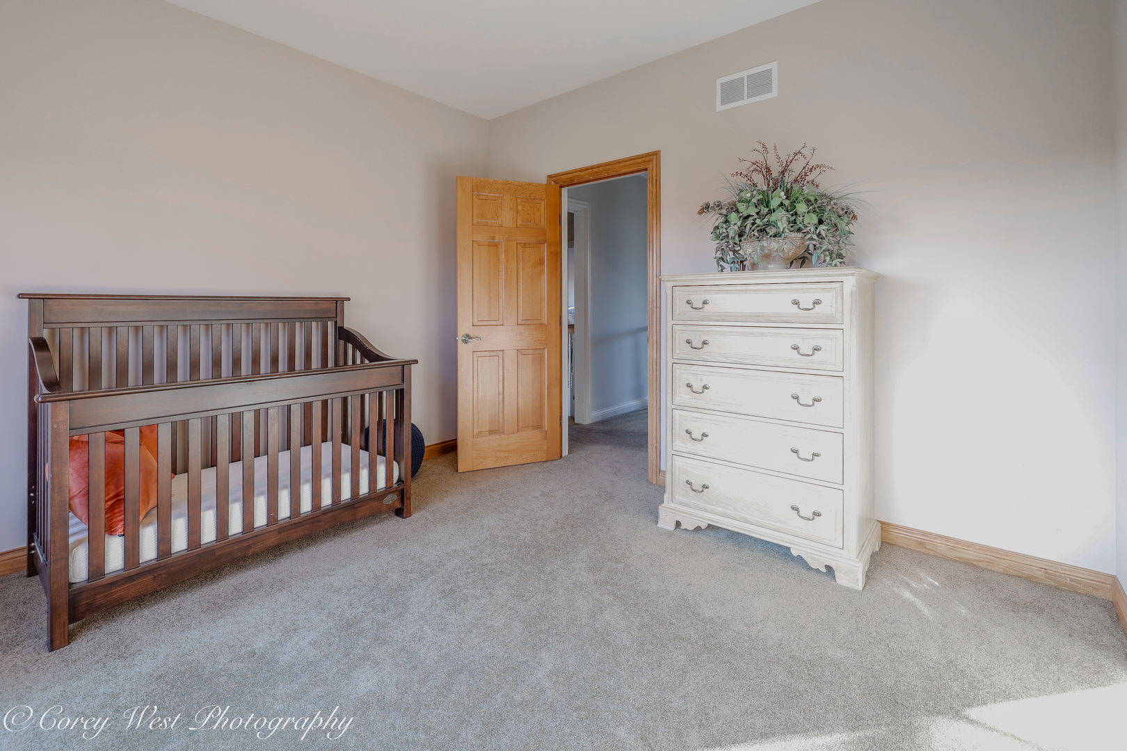 39W245 Pauley Square