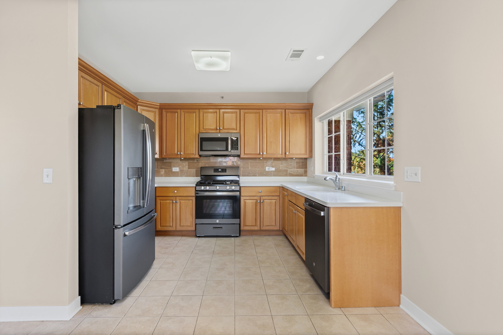 2671 Stone Circle Unit: 208