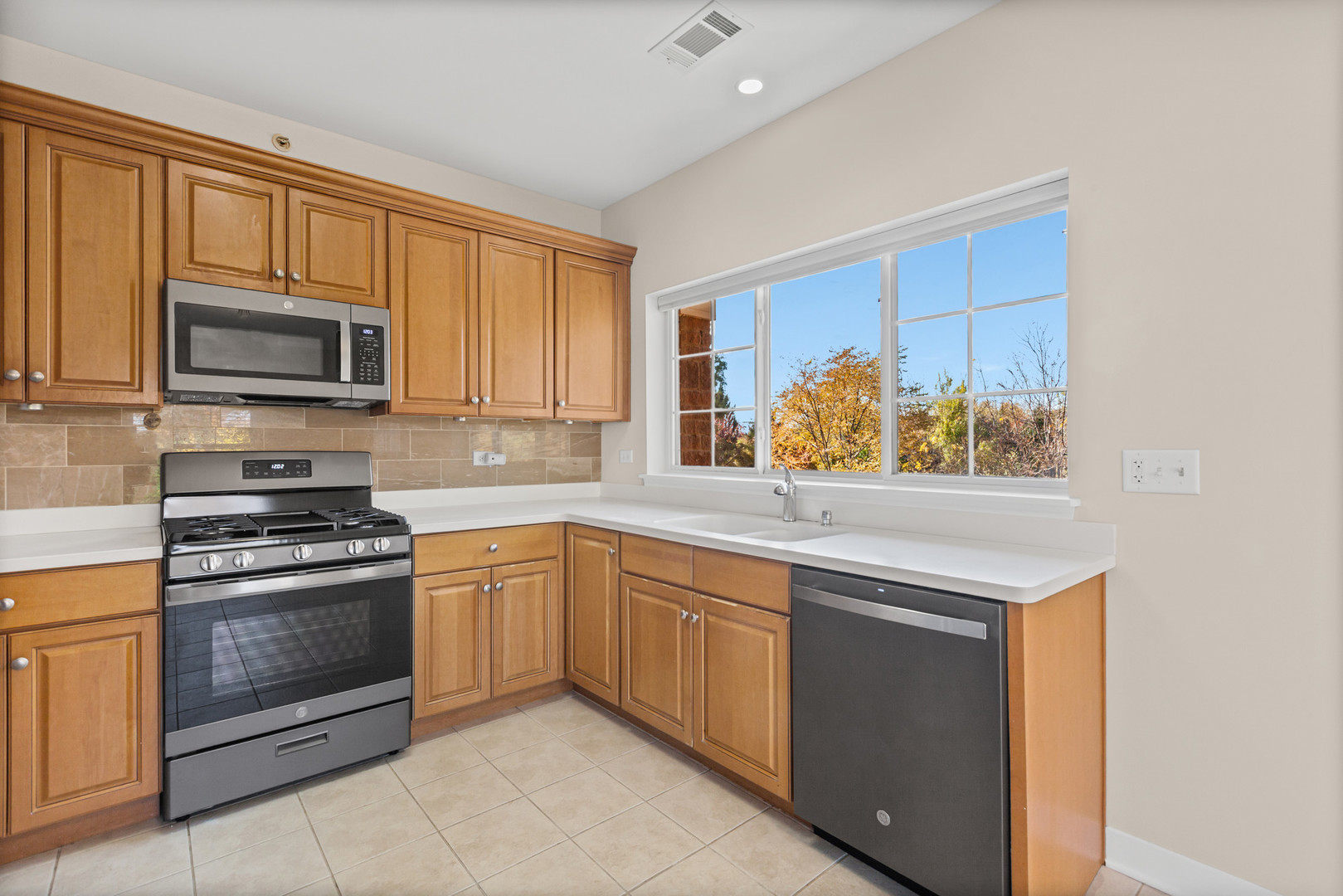 2671 Stone Circle Unit: 208