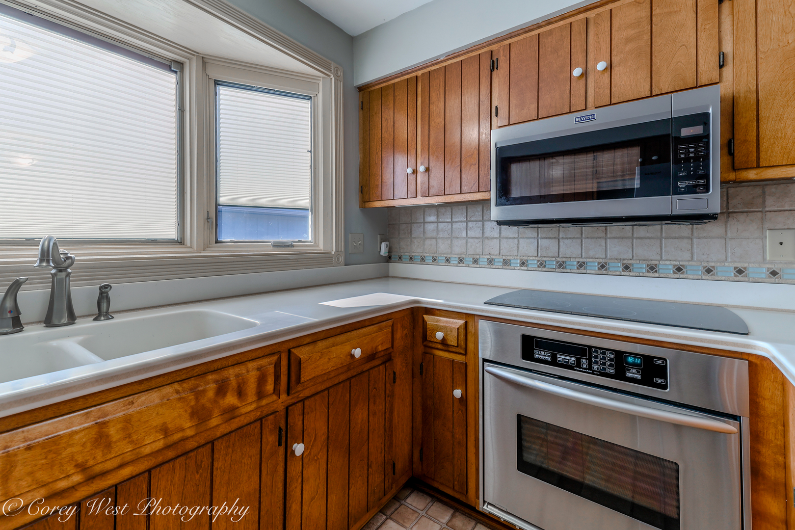 115 S VAN NORTWICK Avenue
