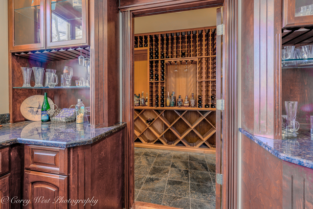 0N004 Alexander Drive