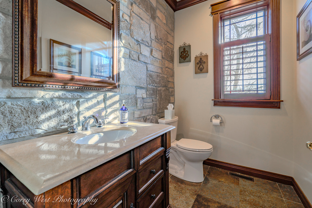 0N004 Alexander Drive