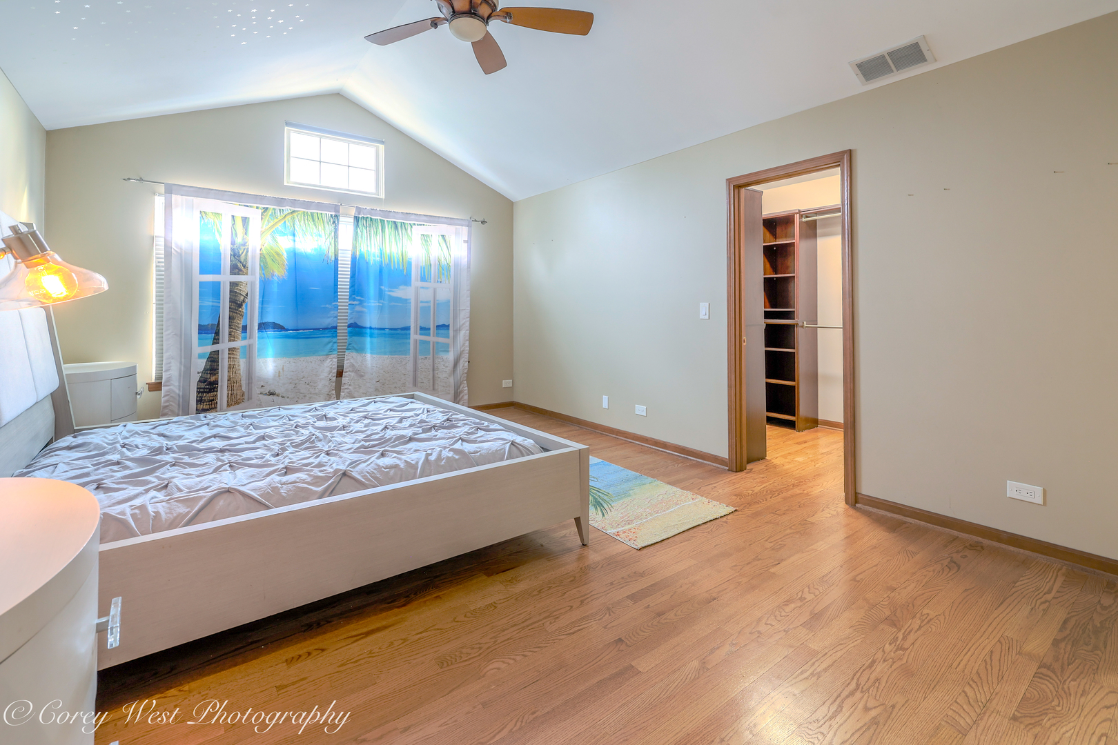 3049 Renard Lane