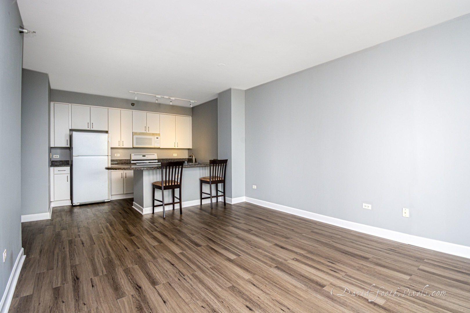 330 N Jefferson Street Unit: 2007