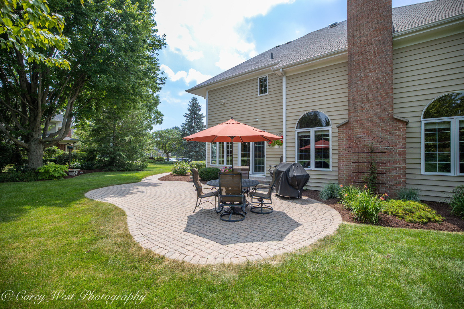 4N843 W Woods Drive