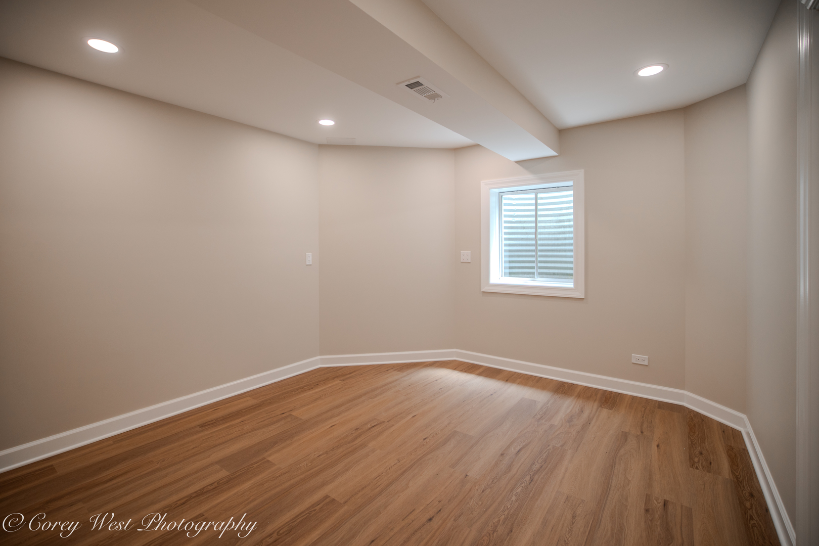 4N843 W Woods Drive