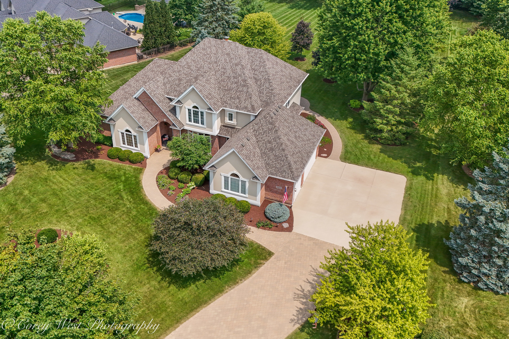 4N843 W Woods Drive