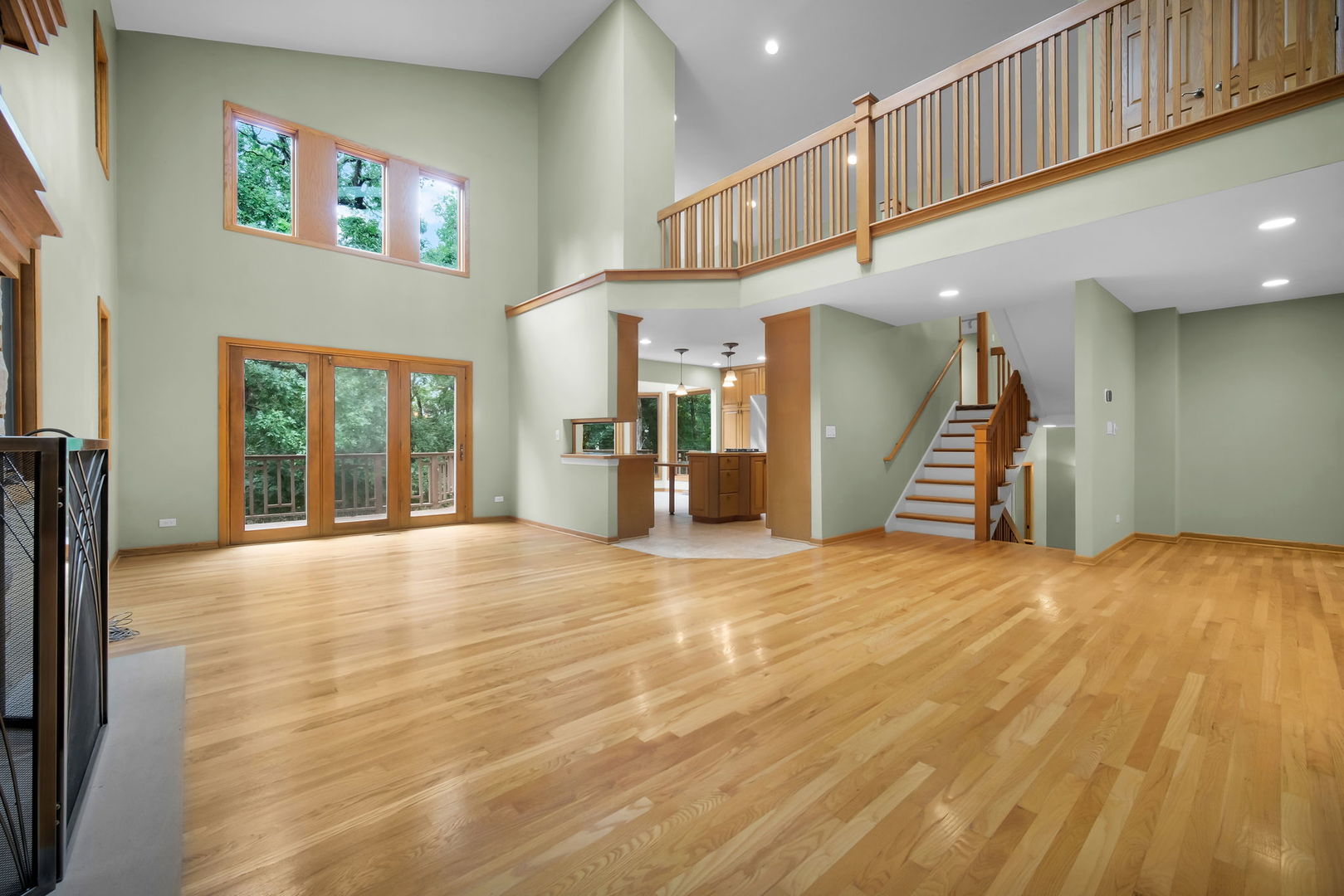 43W976 Oakleaf Drive