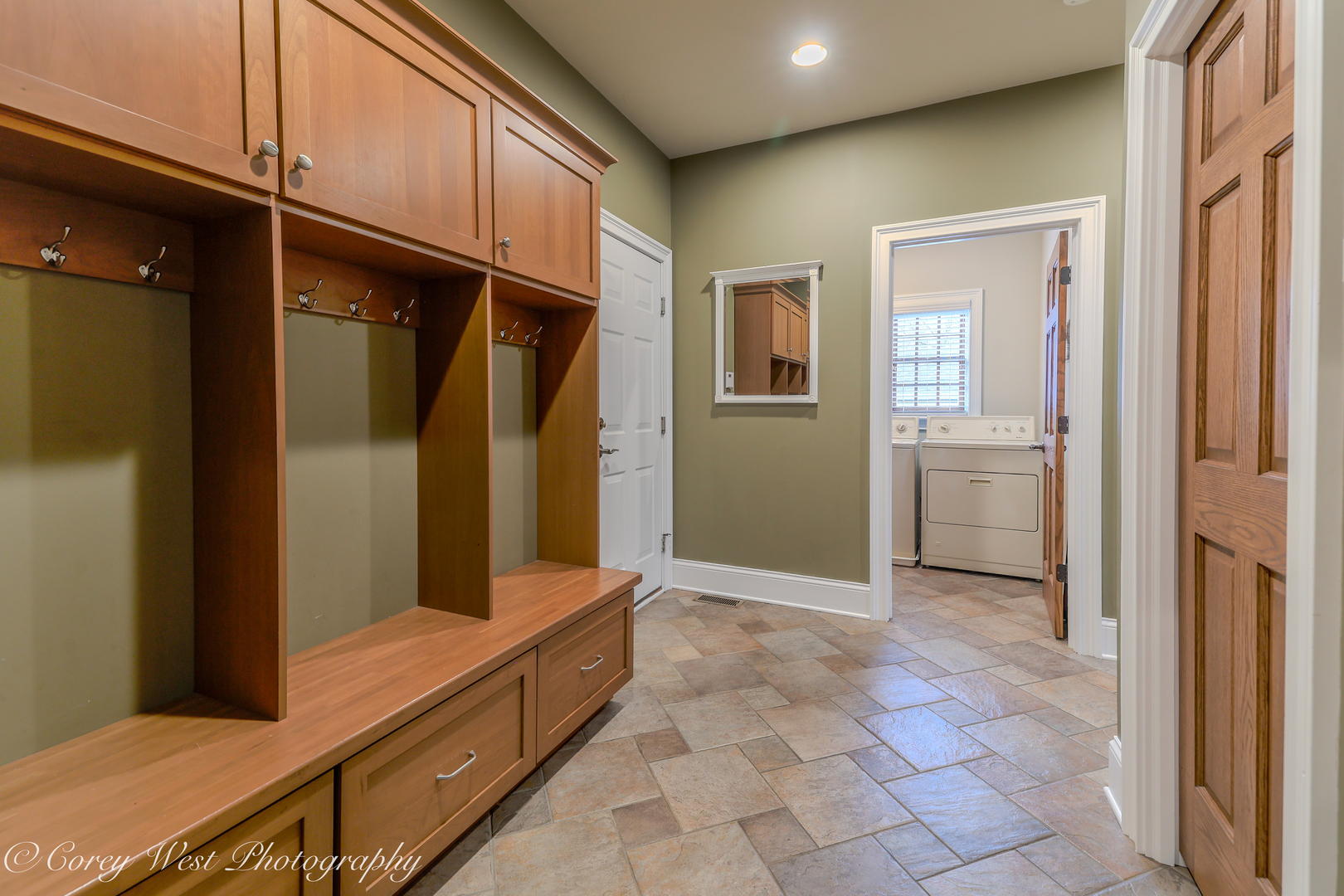 28W524 Wynn Avenue
