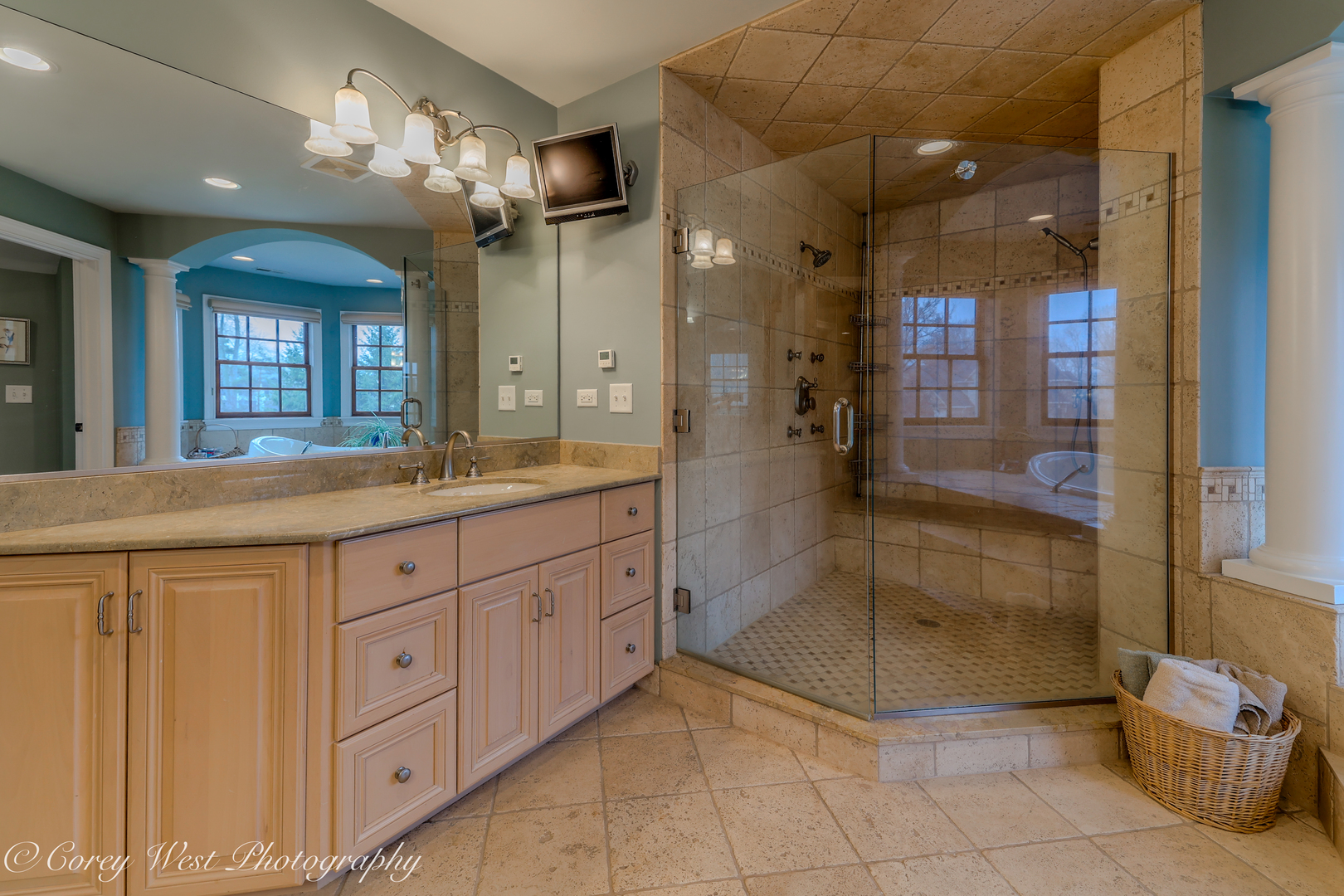 28W524 Wynn Avenue