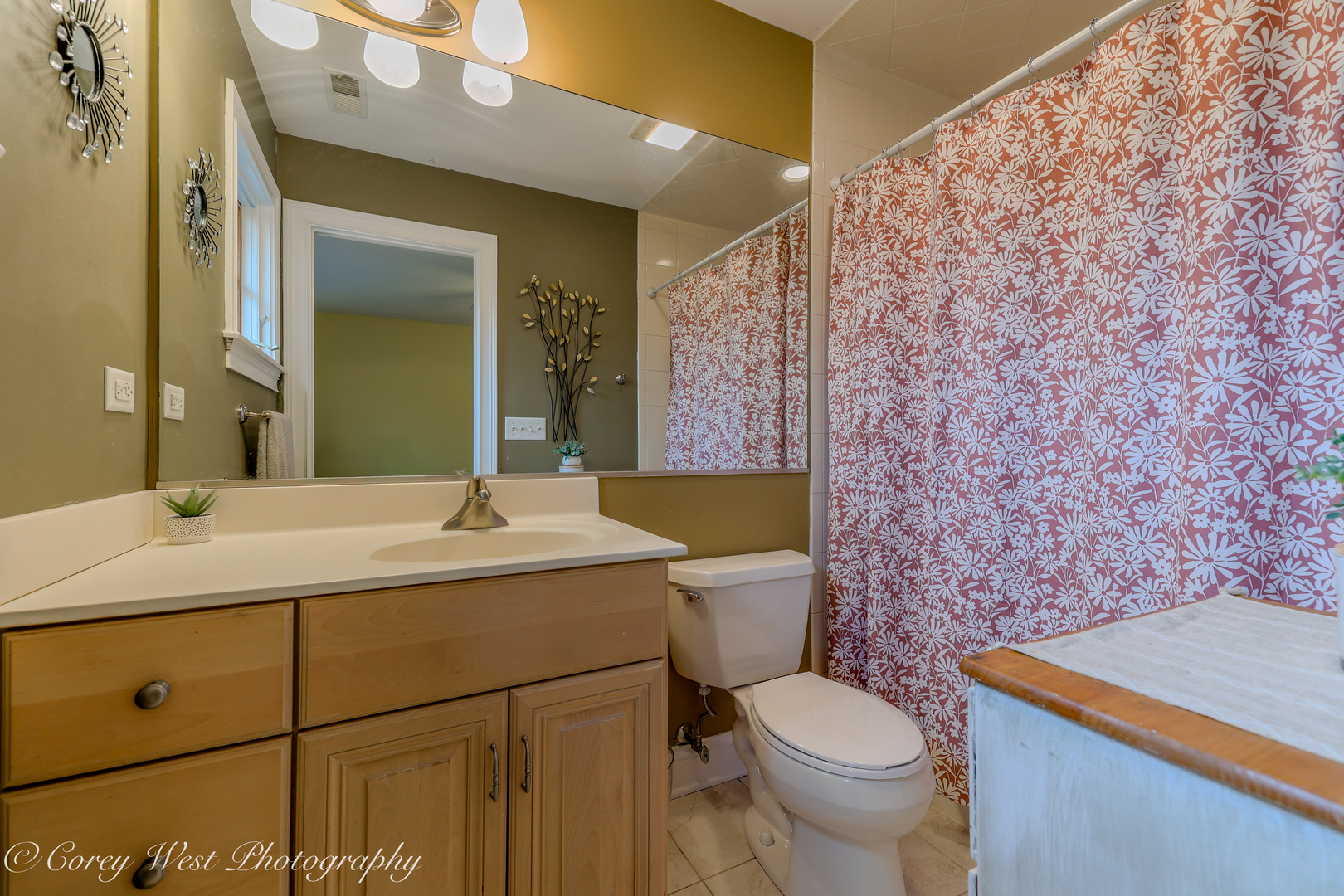 28W524 Wynn Avenue