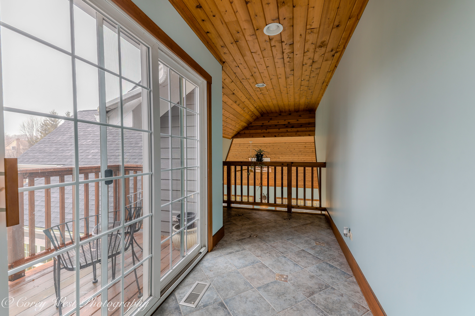 28W524 Wynn Avenue