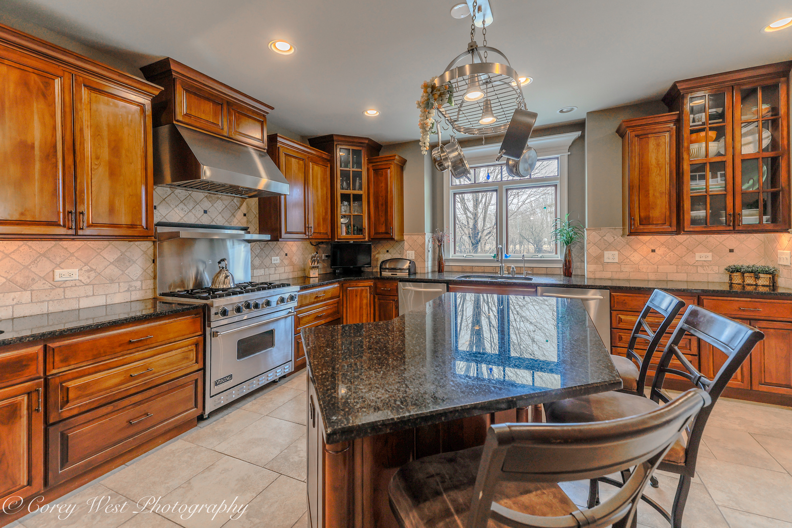28W524 Wynn Avenue