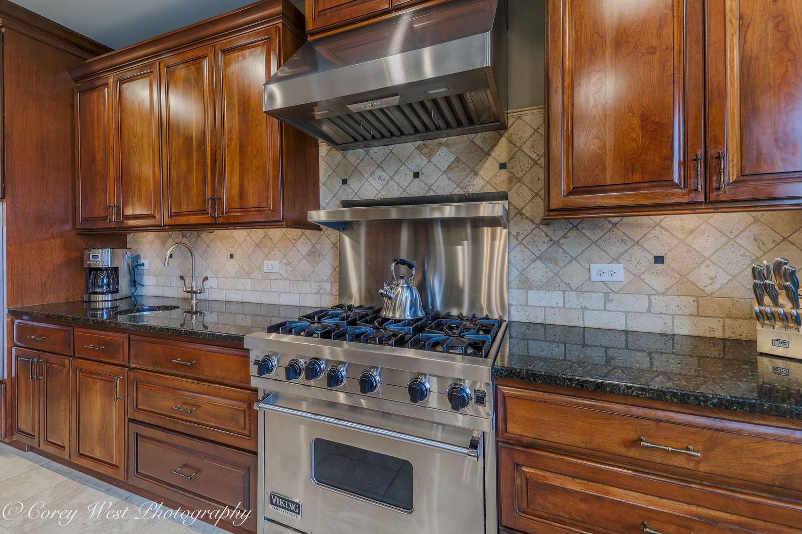 28W524 Wynn Avenue