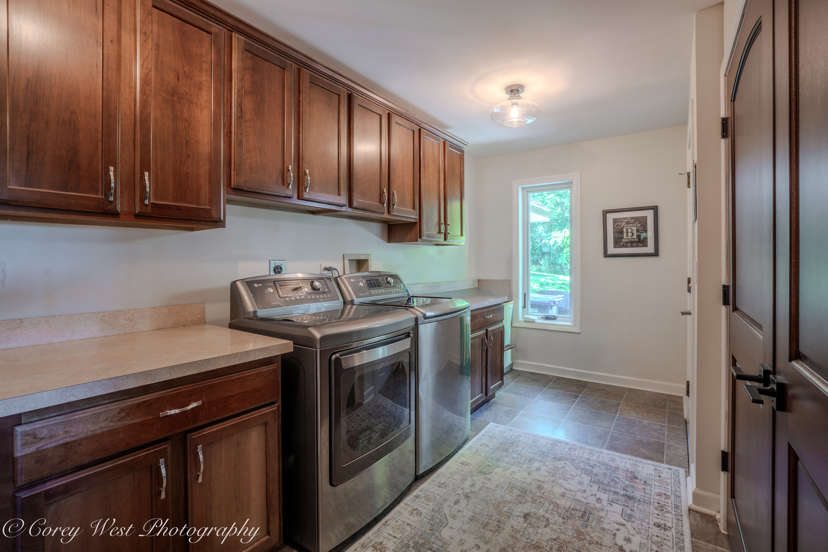 39W944 Deer Run Drive