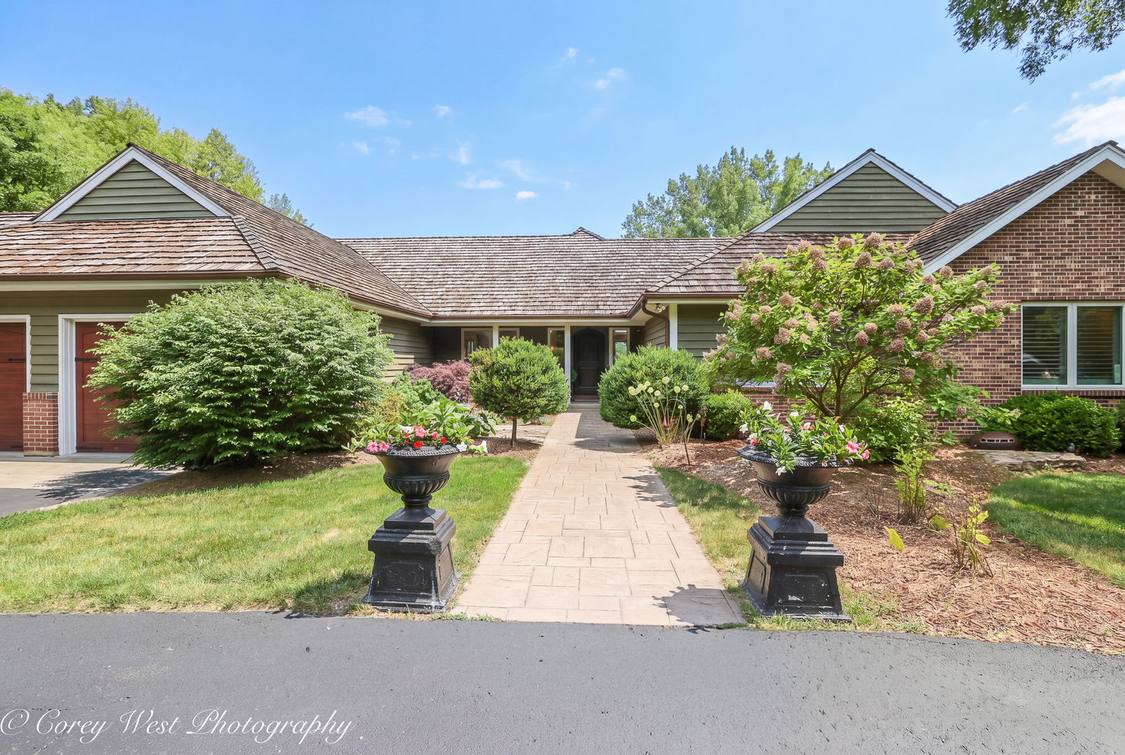 39W944 Deer Run Drive